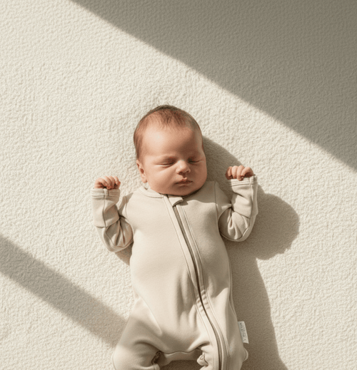 Essentīals Cloudy Romper